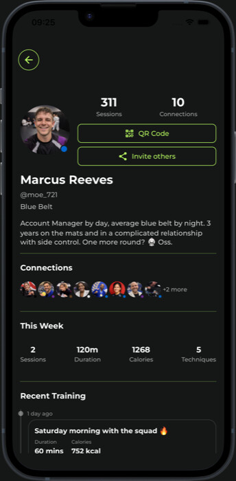 FLUYD app showing user profile with training stats, connections, and recent sessions